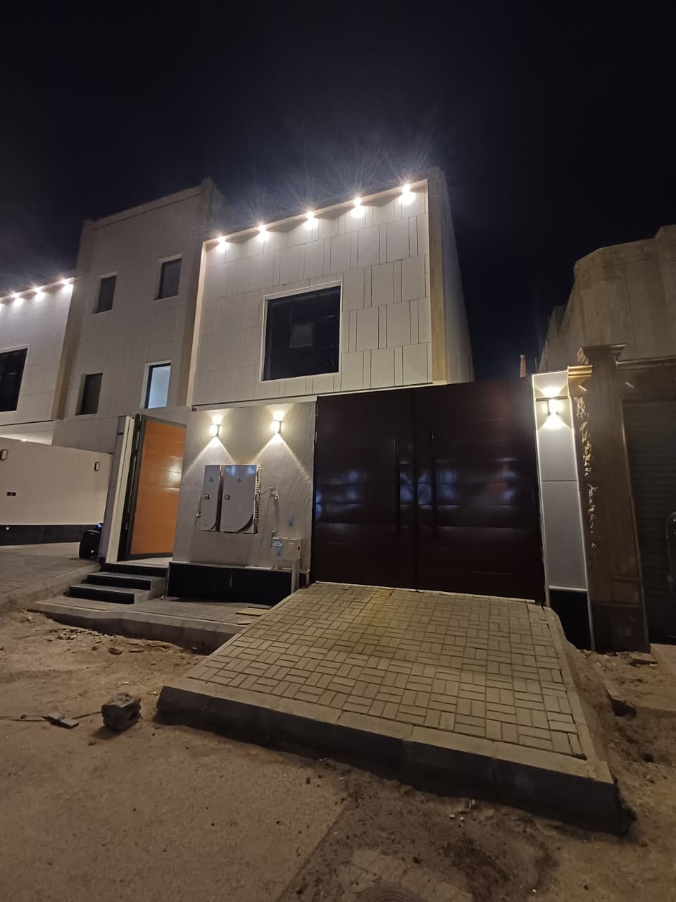 دور أرضي بحي المونسية شرق الرياض